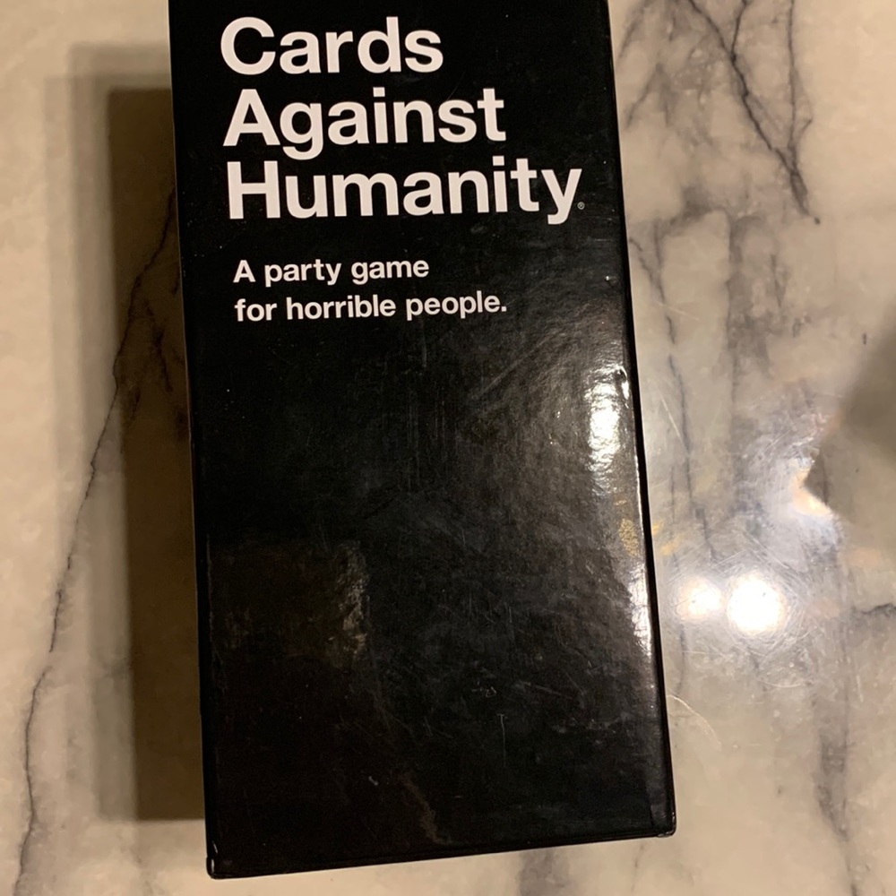 Cards against humanity game